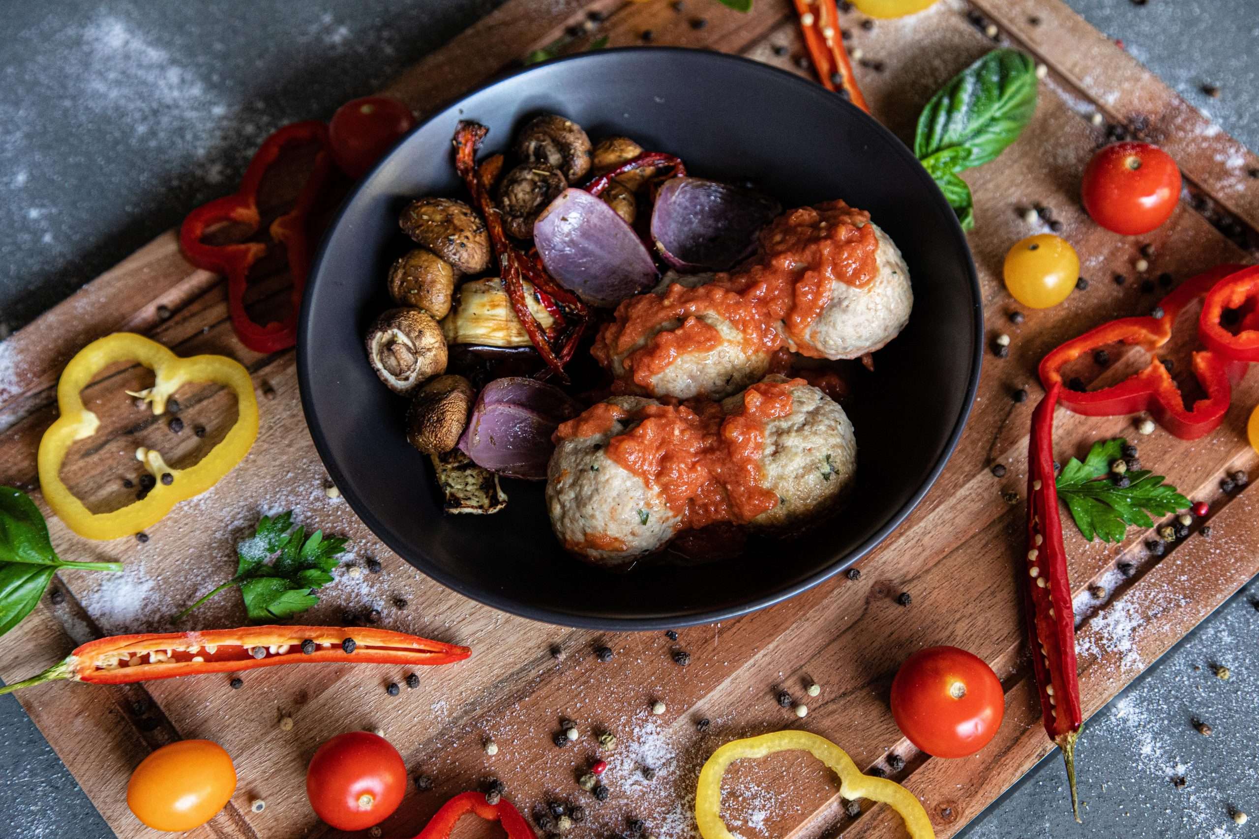 Spicy Pork Meatballs with Mixed Veg