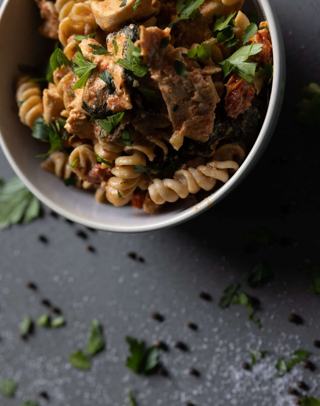 Chicken Sundried Tomato and Spinach Rose Pasta (300g)